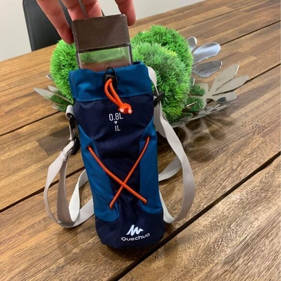 HIKING water carrier. Holds 1 litre. Quechua. Blue with red strap. New!! - Picture 3 of 8